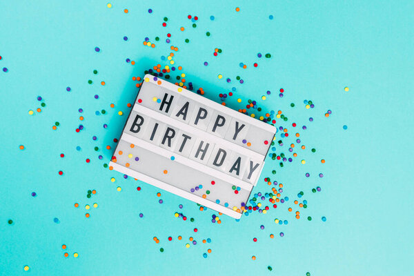 Lightbox Text Happy Birthday Colorful Sugar Sprinkles Top View — Stock Photo, Image