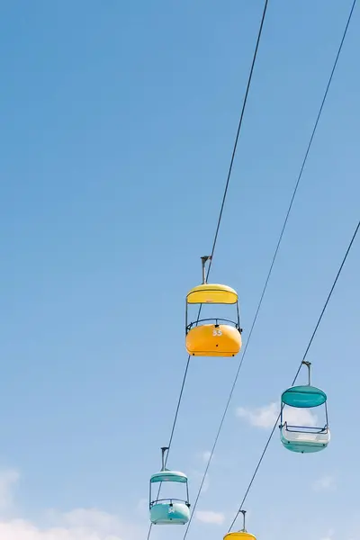 Kabin Mobil Kabel Berwarna Terang Atas Langit Biru Santa Cruz — Stok Foto