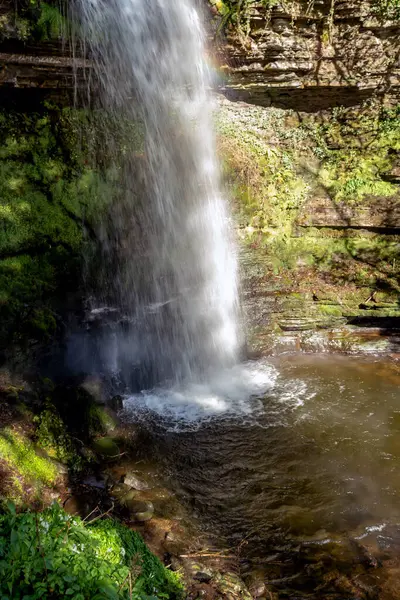 Glencar Şelalesi, İrlanda 'daki dağ, Leitrim İlçesi.