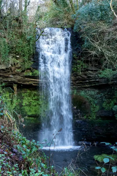 Glencar Şelalesi, İrlanda 'daki dağ, Leitrim İlçesi.