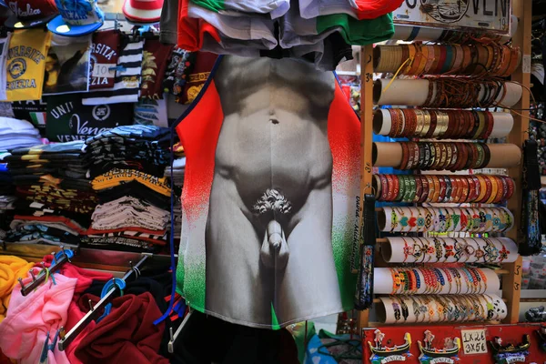 Βενετία Ιταλία Ιουλίου 2019 Αστεία Ποδιά Σέξι Γυμνό Άγαλμα Δαβίδ — Φωτογραφία Αρχείου