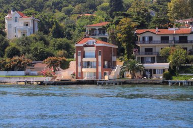 Türkiye 'nin Princes Adaları kıyısındaki otel binası