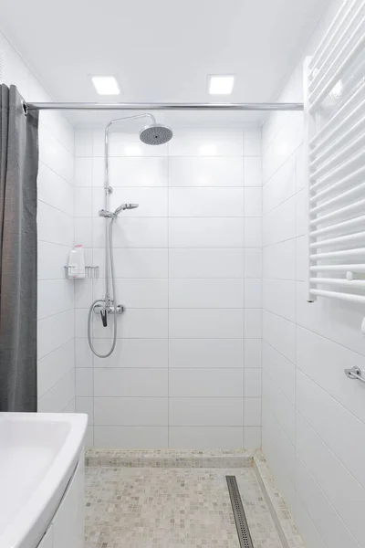 Chromdusche Modernen Duschbad Interieur — Stockfoto
