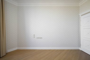 Dairenin içinde boş yeni bir oda var.