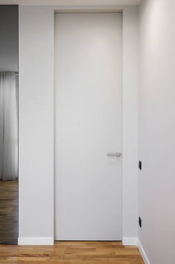 Odanın içi ahşap.