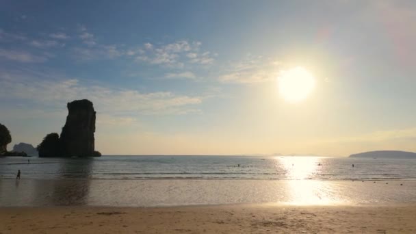 Experience Idyllic Beauty Krabis Beach Panoramic Views Sun Kissed Coastline — Stock Video