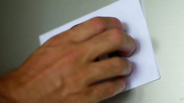 Magnetický Časovač Klip Bezpečně Drží Papírovou Poznámku Ledničce Nabízí Pohodlí — Stock video