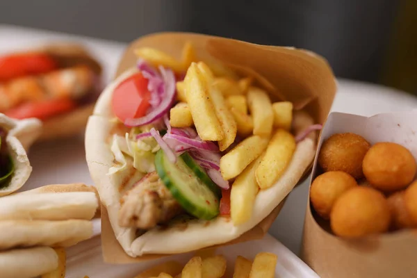 Delicious Greek Gyros Sandwich Fries Pork Fillet Served Take Away — Stock Photo, Image