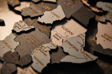 Sudan, Güney Sudan ve Orta Afrika Cumhuriyeti 'nin tahta haritası