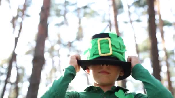 Cute Little Boy Dressed Leprechaun Costume Patricks Day — Stock Video