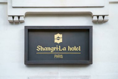 Shangri La Hotel plaketi PARIS 'in merkezinde - 29 Nisan, 2019