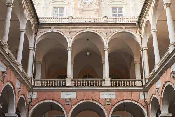 Columnas Del Palazzo Rosso Génova Galería Arte Popular Genova Mayo —  Fotos de Stock