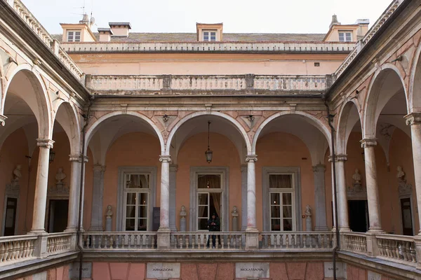Segundo Piso Del Patio Interior Del Palazzo Rosso Génova Genova —  Fotos de Stock