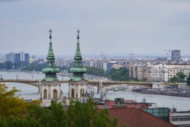 Yukarı Watertown 'dan Saint Anne Parish (Macarca: Felsvzivrosi Szent Anna-plbnia), Vrkerlet bölgesinde yer alan bir Roma Katolik kilisesi. Budapeşte, Macaristan - 7 Mayıs 2019 