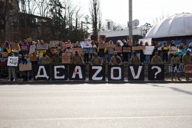 Bir grup Ukraynalı asker 