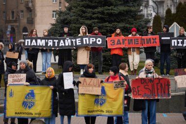 Ukraynalı aktivistler Meydan Meydanı 'nda düzenlenen bir halk gösterisinde 