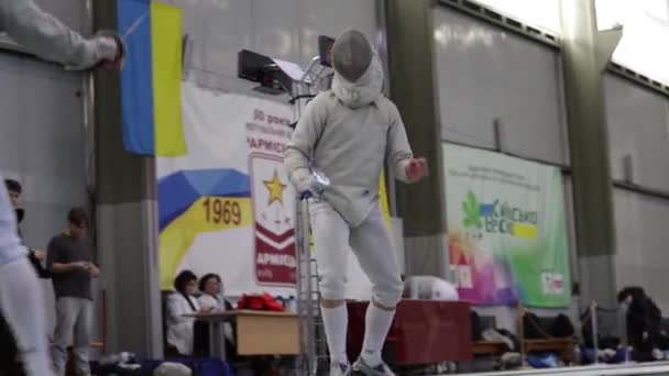 Fencers Dmitrii Kolobaiev Oekraïense Nationale Junior Team Ihor Markunin Concurreren — Stockvideo