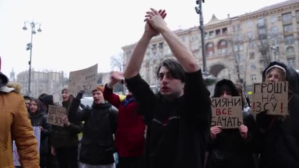 Aktivis Ukraina Menyanyikan One Unite Ukraine Pada Pawai Publik Pemerintahan — Stok Video