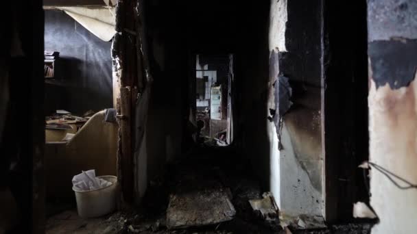 Burnt Ukrainian House Russian Attack Corridor Destroyed Apartment Fire Kyiv — Stock Video