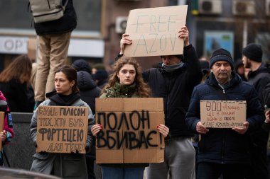 Ukrayna halkı Azov tugay savaşçılarının Rus hapishanesinden derhal salıverilmesini talep ediyor. Kyiv - 4 Şubat 2024