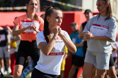 Genç Ukraynalı kadın Kyiv 'deki maraton koşusundan önce geriliyor - 22 Eylül 2024