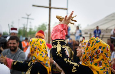 Türkiye 'de kaşık dansı 