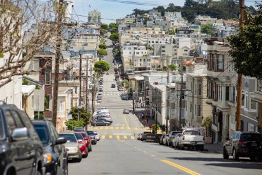 SAN FRANCISCO, USA - APRIL 2016: Downtown city life in a busy street of San Francisco, USA.