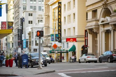 SAN FRANCISCO, USA - APRIL 2016: Downtown city life in a busy street of San Francisco, USA.