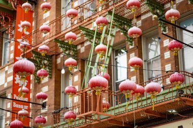 SAN FRANCISCO, USA - APRIL 2016: Beautiful red Chinese lanterns in Chinatown of San Francisco, California, USA