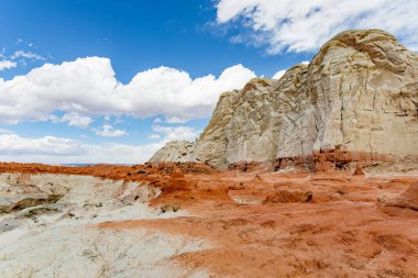 Hoodoo and Paria Rimrocks in the Vermillion Cliffs, Utah, USA. Exploring the American Southwest.