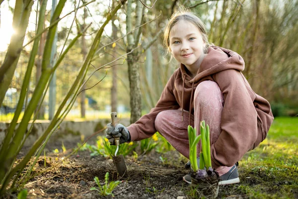 Pretty Preteen Girl Planting Hyacinth Flowers Spring Day Child Helping — Stock Photo, Image