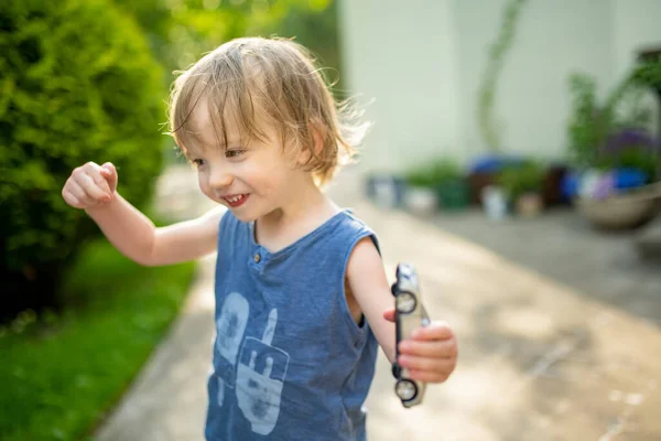 Adorable Toddler Boy Having Fun Outdoors Sunny Summer Day Child — Stock Photo, Image