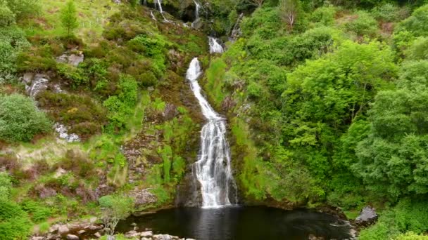 Vista Aérea Cachoeira Assaranca Uma Das Mais Belas Cachoeiras Donegals — Vídeo de Stock