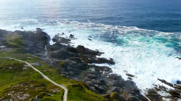 Hells Hole Coastal Path West Banbas Crown Malin Head Irelands — Stock Video