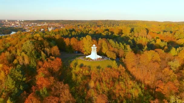 Letecký Pohled Památník Tři Kříže Výhledem Staré Město Vilnius Krajina — Stock video
