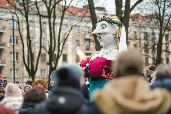 Vilnius Lituania Febrero 2023 Cientos Personas Celebran Uzgavenes Festival Folclórico — Foto de Stock