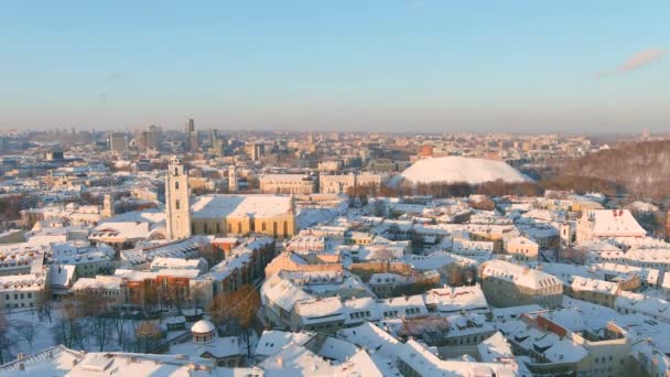 Kışın Güneşli Güneşli Vilnius Şehri Manzarası Hava Erken Akşam Görüntüsü — Stok video
