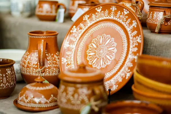 Ceramic Dishes Tableware Jugs Sold Easter Market Vilnius Lithuanian Capital — Stock Photo, Image