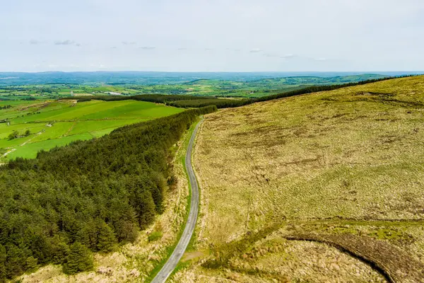 Vista Aérea Sinfín Exuberantes Pastos Tierras Cultivo Irlanda Hermosa Campiña — Foto de Stock