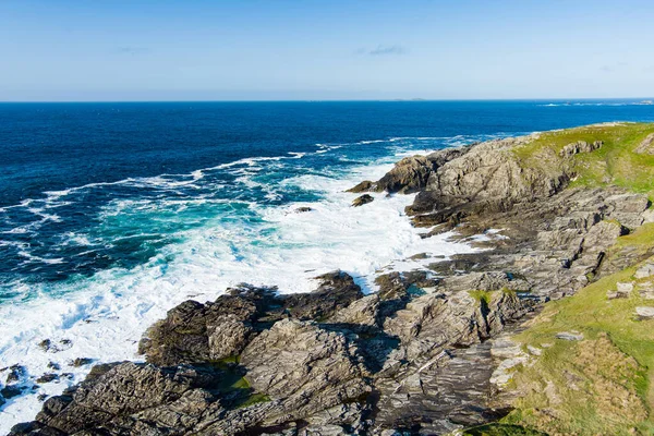 アイルランド最北端 ワイルド アトランティック ウェイ 壮大な沿岸ルートのマリン ヘッドのラフと岩の岸 自然の不思議 数多くのディスカバリーポイント ドニゴール — ストック写真