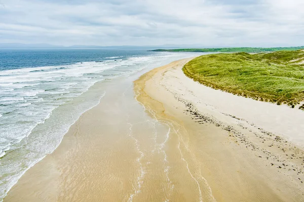 Spektakulärer Tullan Strand Einer Der Renommiertesten Surfstrände Donegals Umrahmt Von — Stockfoto