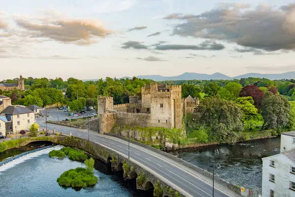 Cahir Castle One Ireland Most Prominent Best Preserved Medieval Castles — Stock Photo, Image