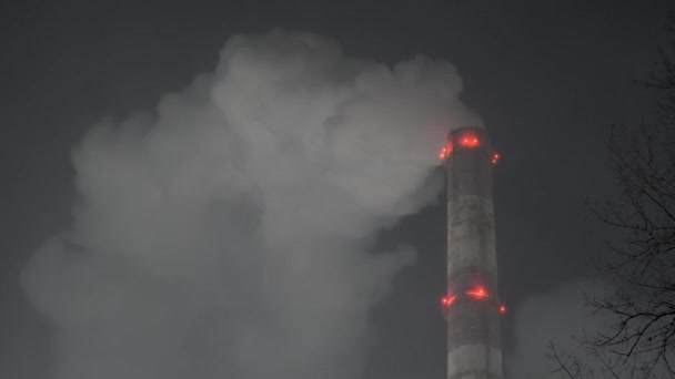 Kvällstid Förflutit Rökning Kraftverk Skorsten Natthimmel Industriområde Centralvärme Miljöförstöring — Stockvideo