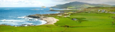 Portmor or Kitters Beach, Malin Head, Ireland's northernmost point, famous Wild Atlantic Way, spectacular coastal route. Wonders of nature. Numerous Discovery Points. Co. Donegal clipart