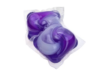 çamaşır kapsülü beyaz arkaplanda izole