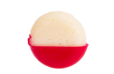 beyaz arkaplanda izole edilmiş peynir başlığı