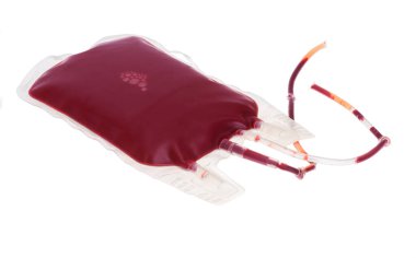 Kan torbası beyaz arka plan üzerinde izole