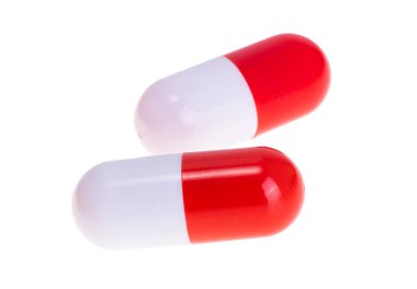 tıbbi kapsüller beyaz arkaplanda izole