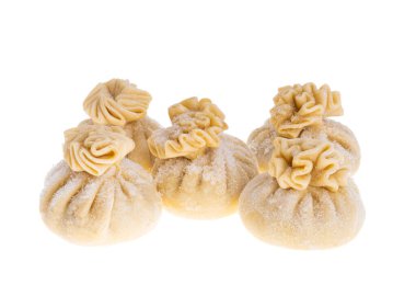 khinkali beyaz arkaplanda izole edildi