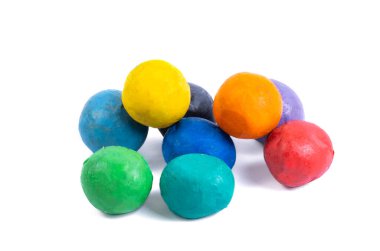 Beyaz arkaplanda plastikin izole edildi